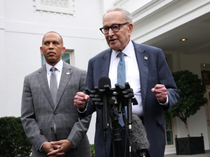 U.S. Senate Minority Leader Charles Schumer (D-NY) (R) and House Minority Leader Hakeem Je