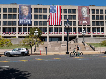 WASHINGTON, DISTICT OF COLUMBIA, UNITED STATES - 2025/09/19: Large photos of US President