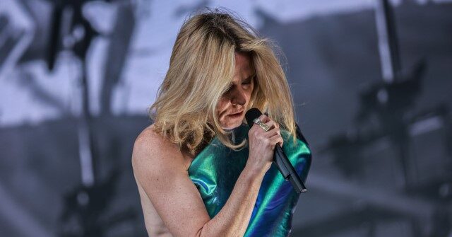 Singer Róisín Murphy Says Music Critics Told Her to Grovel After Criticizing Puberty Blockers for Kids — or They Would Lower Her Album Review Scores