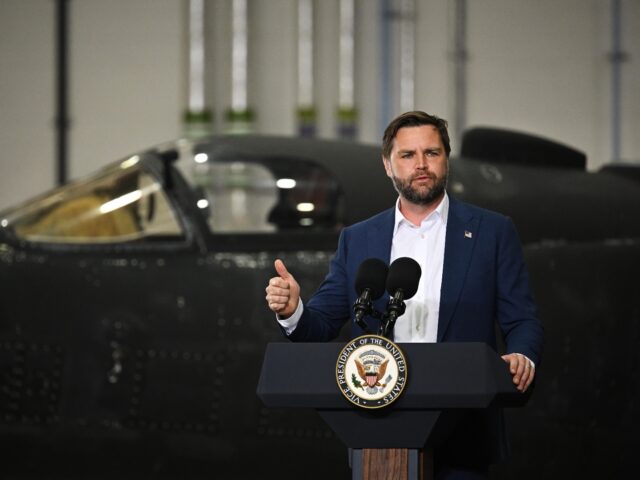 FAIRFORD, ENGLAND - AUGUST 13: U.S. Vice President JD Vance addresses U.S. troops and thei