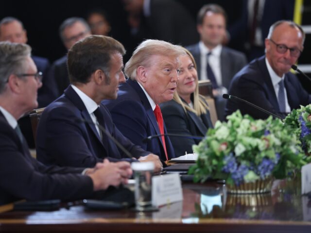 WASHINGTON, DC - AUGUST 18: U.S. President Donald Trump hosts a meeting with Ukrainian Pre