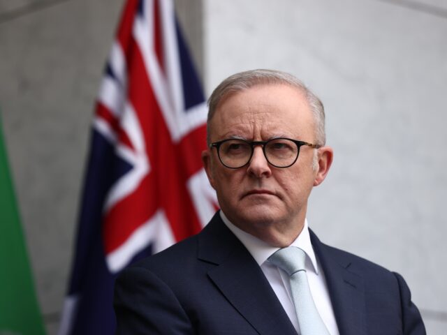 Australia to Pay Island Nation of Nauru to Resettle Foreign-Born Criminals