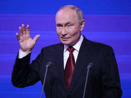MOSCOW, RUSSIA - SEPTEMBER 13 (RUSSIA OUT) Russian President Vladimir Putin delivers a spe