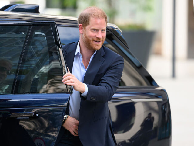 Prince Harry, Duke of Sussex Attends Invictus Engagements In London LONDON, ENGLAND - SEPTEMBER 10: Prince Harry, Duke of Sussex during his visit to the Centr