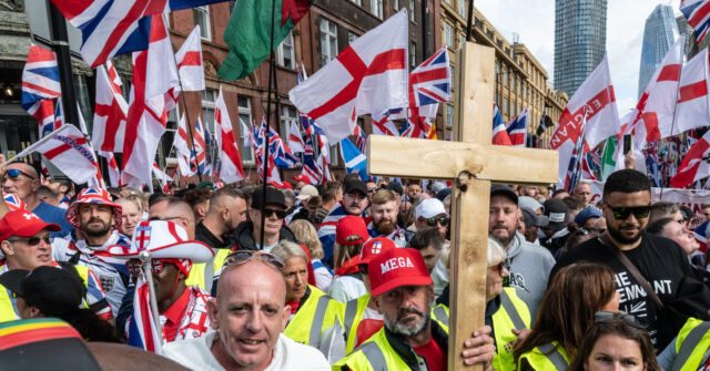 WATCH: Tommy Robinson Leads Free Speech Rally in London
