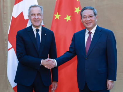 Chinese Premier Li Qiang meets with Canadian Prime Minister Mark Carney in New York, the U