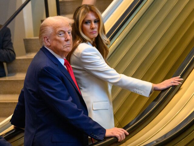 NEW YORK, NEW YORK - SEPTEMBER 23: U.S. President Donald Trump and first lady Melania Trum