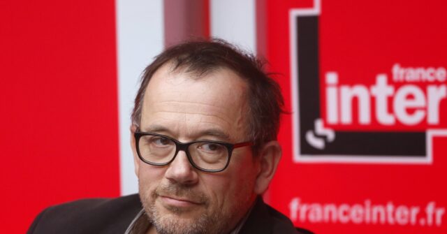 French Public Journalists Filmed Allegedly Scheming with Socialist Party