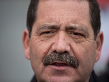 Guard - CHICAGO, IL - FEBRUARY 24: Chicago Mayoral candidate Jesus "Chuy" Garcia speaks to