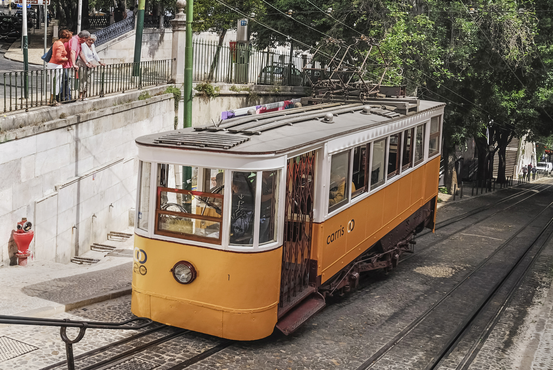 Elevador da Gloria the Gloria Funicular tram, Lisbon (Photo by: Eye Ubiquitous/Universal Images Group via Getty Images)