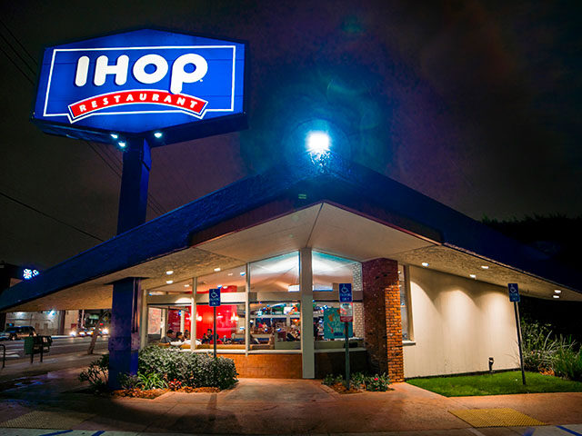 VIDEO — Brooklyn: 67-Year-Old IHOP Worker Fatally Stabbed Just Before Shift Ended