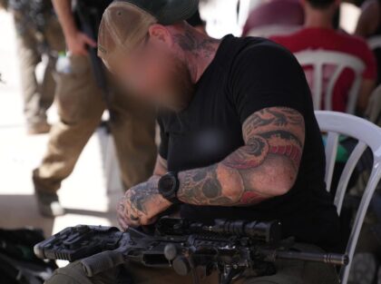 IDF soldier prepares (IDF)