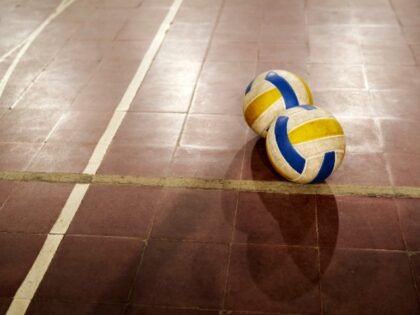 ball volley at the floors