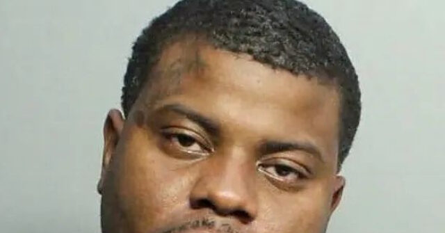 One of IL Gov. J.B. Pritzker’s Celebrated Chicago ‘Peacekeepers’ Arrested for Fatal Robbery
https://...