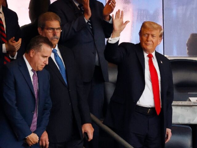 Kevin Dietsch_Getty Images (4)