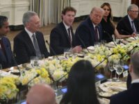 Tech Giants Praise Trump’s Leadership at White House Dinner