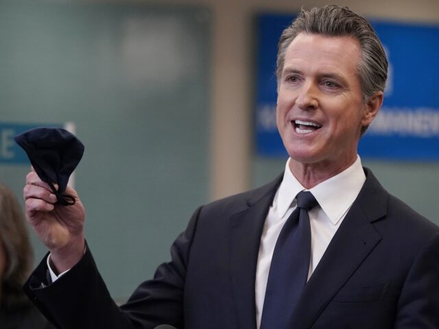 Health Officials Urge Masks as Coronavirus Wave Hits Newsom’s California