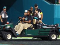VIDEO: Dolphins’ Tyreek Hill Taken to Hospital After Suffering Gruesome Knee Injury