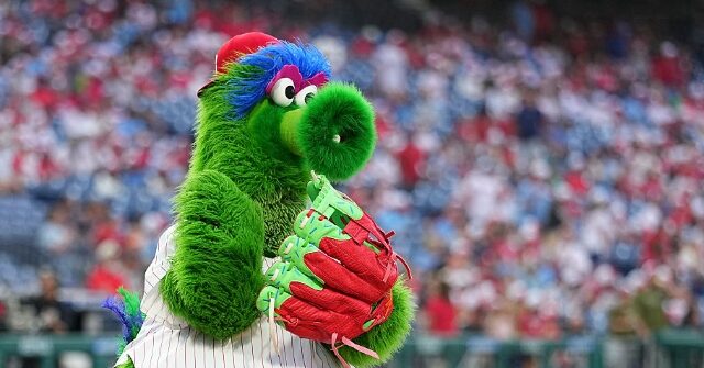 Accused 'Phillies Karen' Responds to Viral Internet Rumor