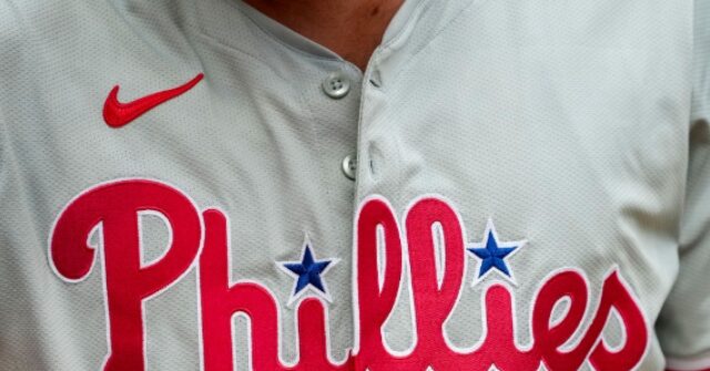 Father Bullied by 'Phillies Karen' Cautions Those Seeking Her Identity