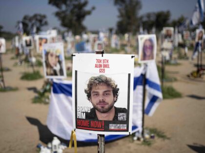 Nova massacre site hostages (Maya Alleruzzo / Associated Press, File)