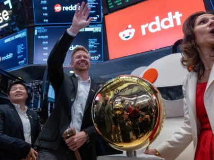 Leftist Echo Chamber Reddit Seeks Better AI Deal with Google