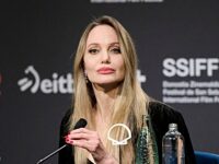Angelina Jolie Trashes America at Film Fest in Spain: ‘I Don’t Recognize My Country’