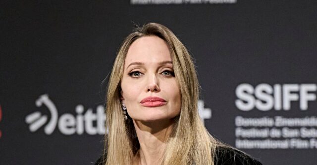 Angelina Jolie Trashes America at Film Fest in Spain: ‘I Don’t Recognize My Country’