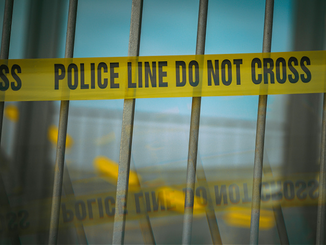 headline: Chicago: At Least 16 Shot Friday Through Sunday Mo
