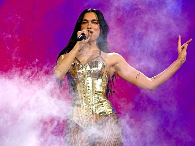 dua lipa NEW YORK, NEW YORK - SEPTEMBER 20: (EXCLUSIVE COVERAGE) Dua Lipa performs onstage at Madis