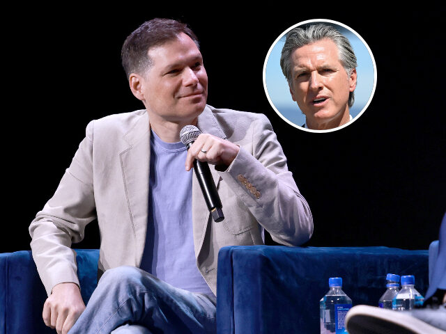 michaelianblacknewsom NEW YORK, NEW YORK - JUNE 05: Michael Ian Black speaks onstage at Storytellers during the