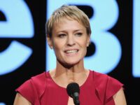 Actress Robin Wright Says Leaving U.S. for U.K. Is ‘Liberating’: ‘America Is a Sh**show’