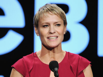 NEW YORK, NY - MAY 21: Actress Robin Wright speaks onstage at the 17th Annual Webby Award