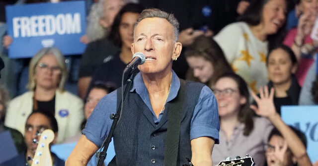 Bruce Springsteen Trashes Democrats: They Can't 'Speak to the Majority of the Nation'