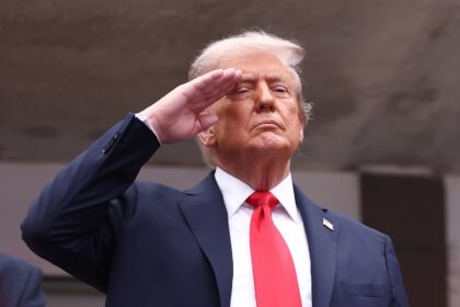 US President Donald Trump has issued a new ultimatum to Hamas to accept a deal to release