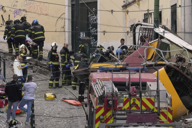 APTOPIX Portugal Streetcar Derailed The Associated Press