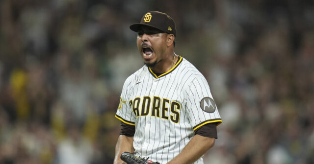 Padres Clinch Playoff Spot with 5-4 Walk-Off Win Over Brewers