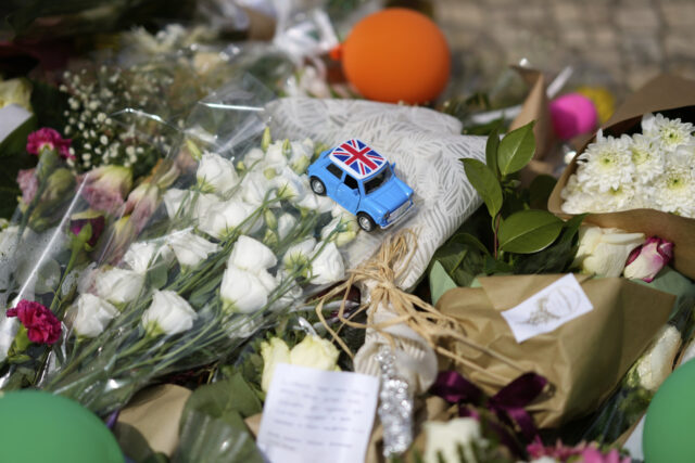 Portugal Streetcar Derailed The Associated Press