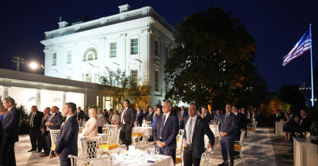 Trump hosts White House dinner for GOP lawmakers at paved space he ...