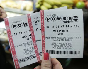 $1.8 billion Powerball jackpot won by players in Missouri, Texas