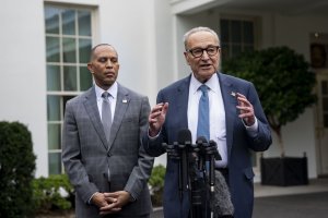 Government shutdown looms after congressional leaders, Trump meet