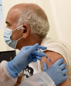 U.S. health officials express high hopes for 'breakthrough' HIV drug