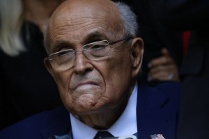 N.Y. judge orders Rudy Giuliani to pay $1.36M in back legal fees