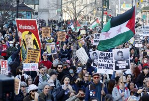 Judge rules Trump officials tried to silence pro-Palestinian students