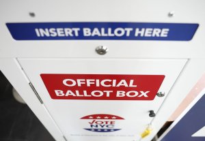 Michigan judge dismisses case against 15 Republican fake electors