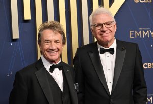 Steve Martin has COVID, cancels live shows
