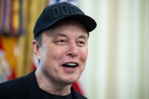 Tesla to offer Elon Musk pay package worth nearly $1 trillion