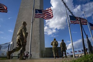Trump praises D.C. mayor, declares nation's capital 'crime free zone'