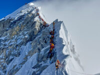 Monster Blizzard Traps Hundreds of Climbers on Mount Everest