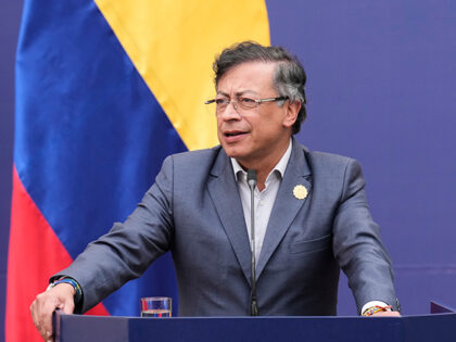 Title: Chile Democracy Summit Image ID: 25202625995940 Article: Colombia's President Gusta